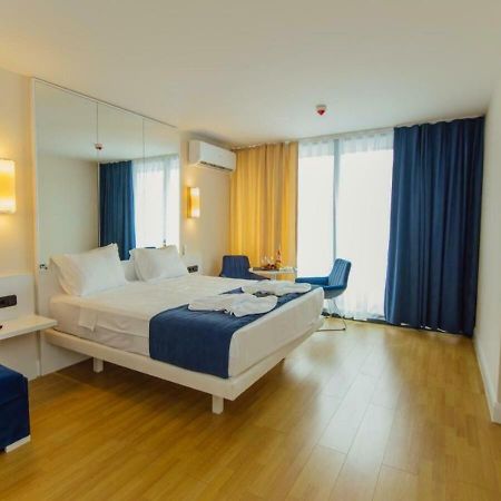 Aparthotel Orbi City Sea View Batumi Exteriér fotografie
