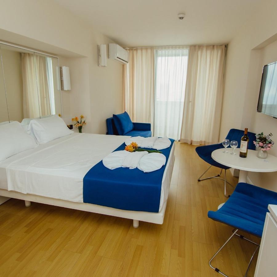 Aparthotel Orbi City Sea View Batumi Exteriér fotografie